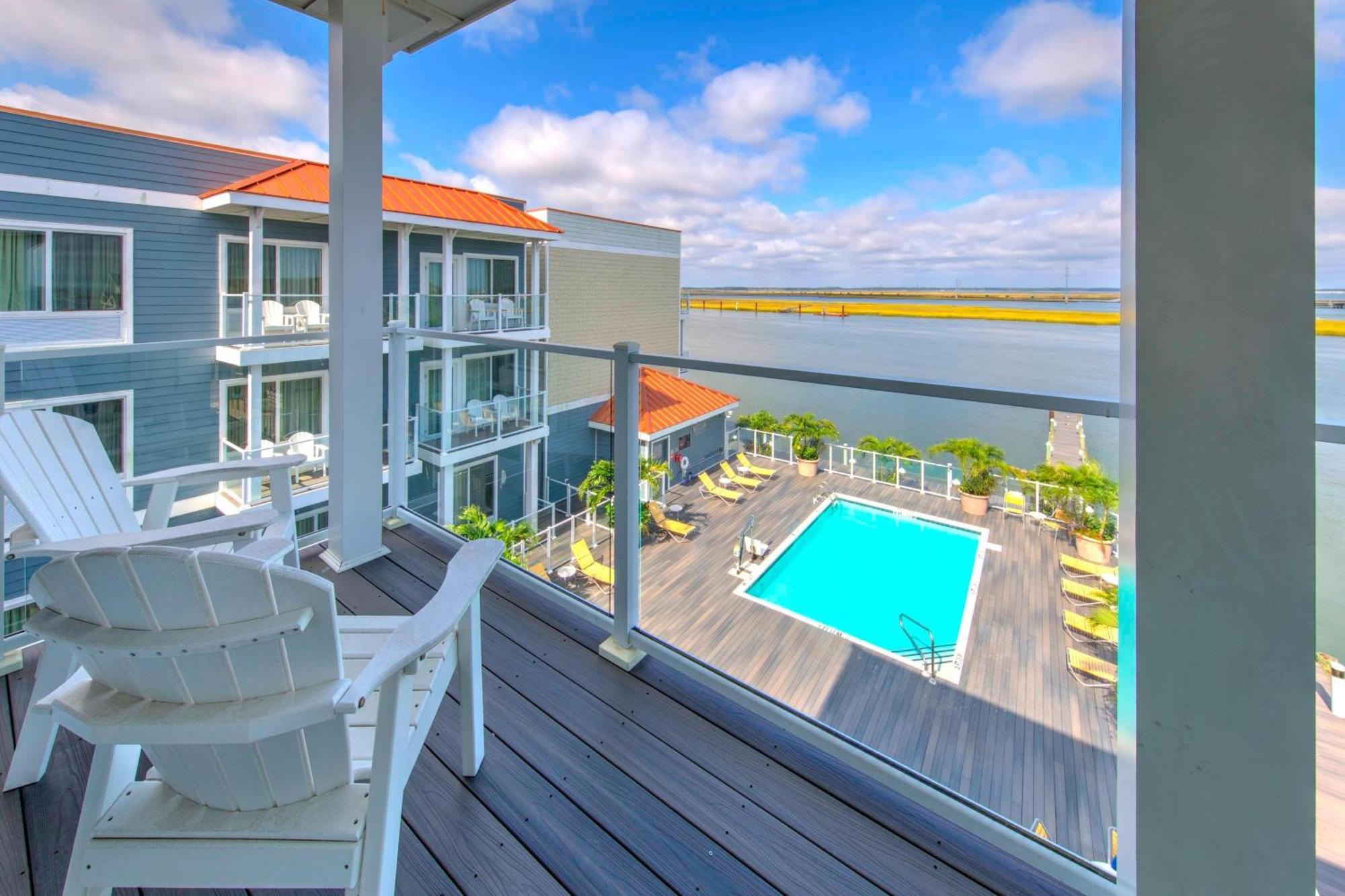 Fairfield Inn & Suites By Marriott Chincoteague Island Waterfront Buitenkant foto